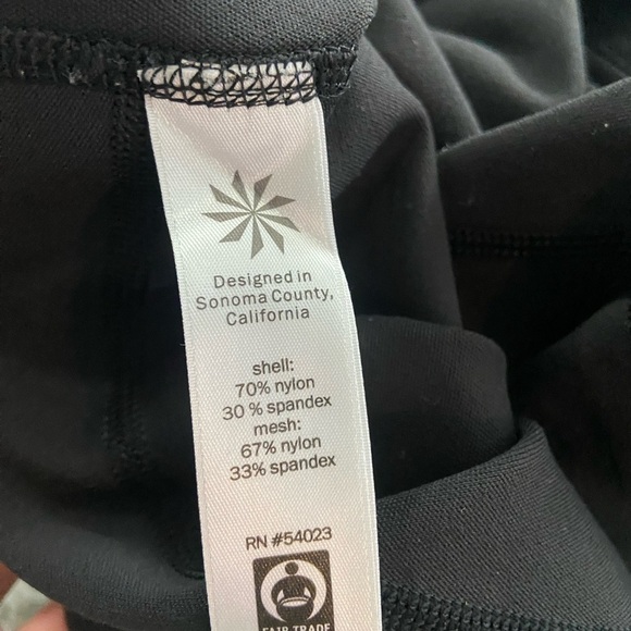 Athleta Stealth TruCool 7/8 Tight - Picture 10 of 11